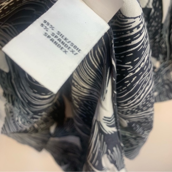 Diane Von Furstenberg Cahil 100% Silk Printed V Neck Blouse - Picture 7 of 13